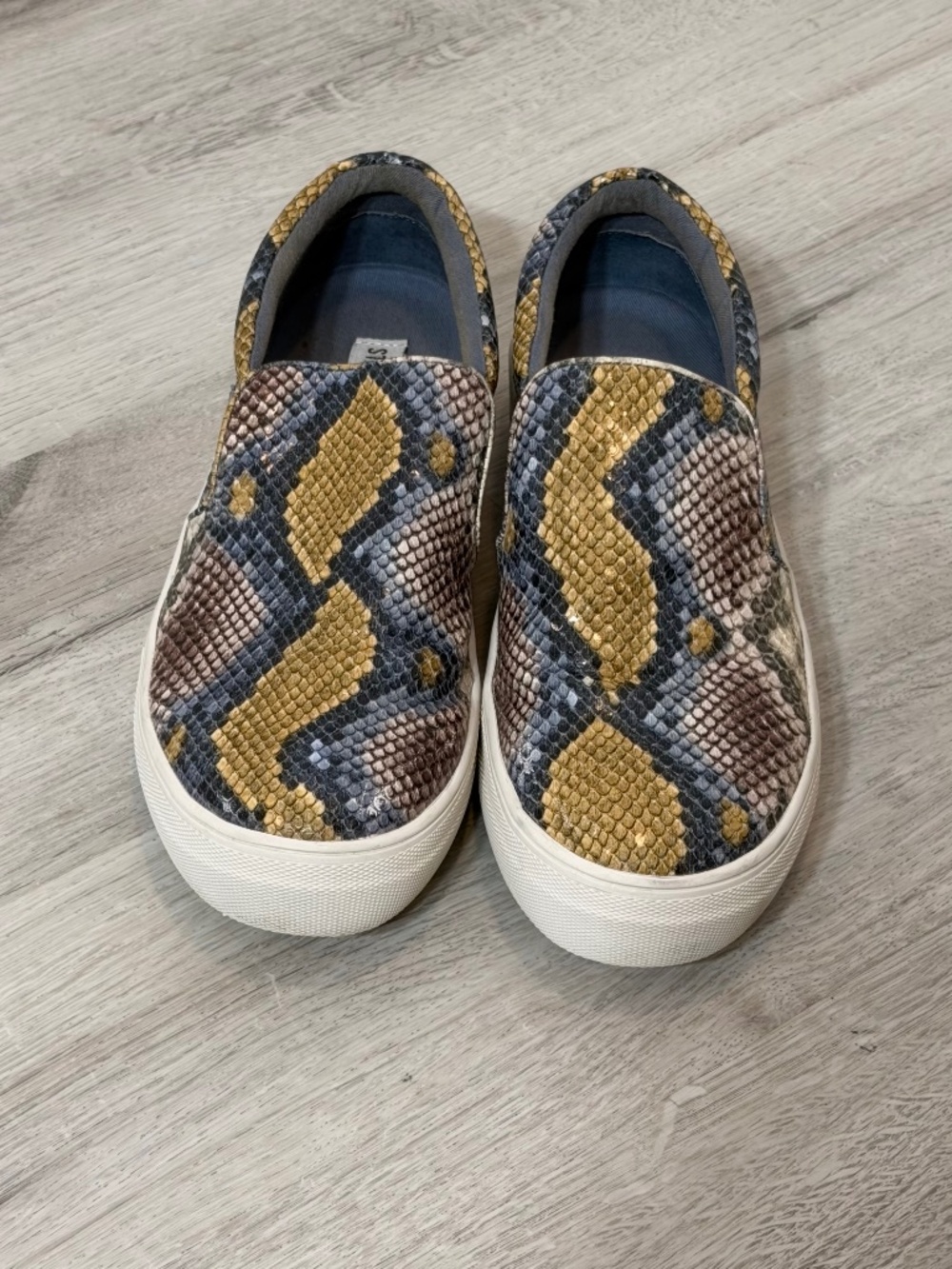 EUC Steve Madden Gills Platform Sneakers Size 8M